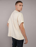 AEスタンダードフィットロゴグラフィックTシャツ