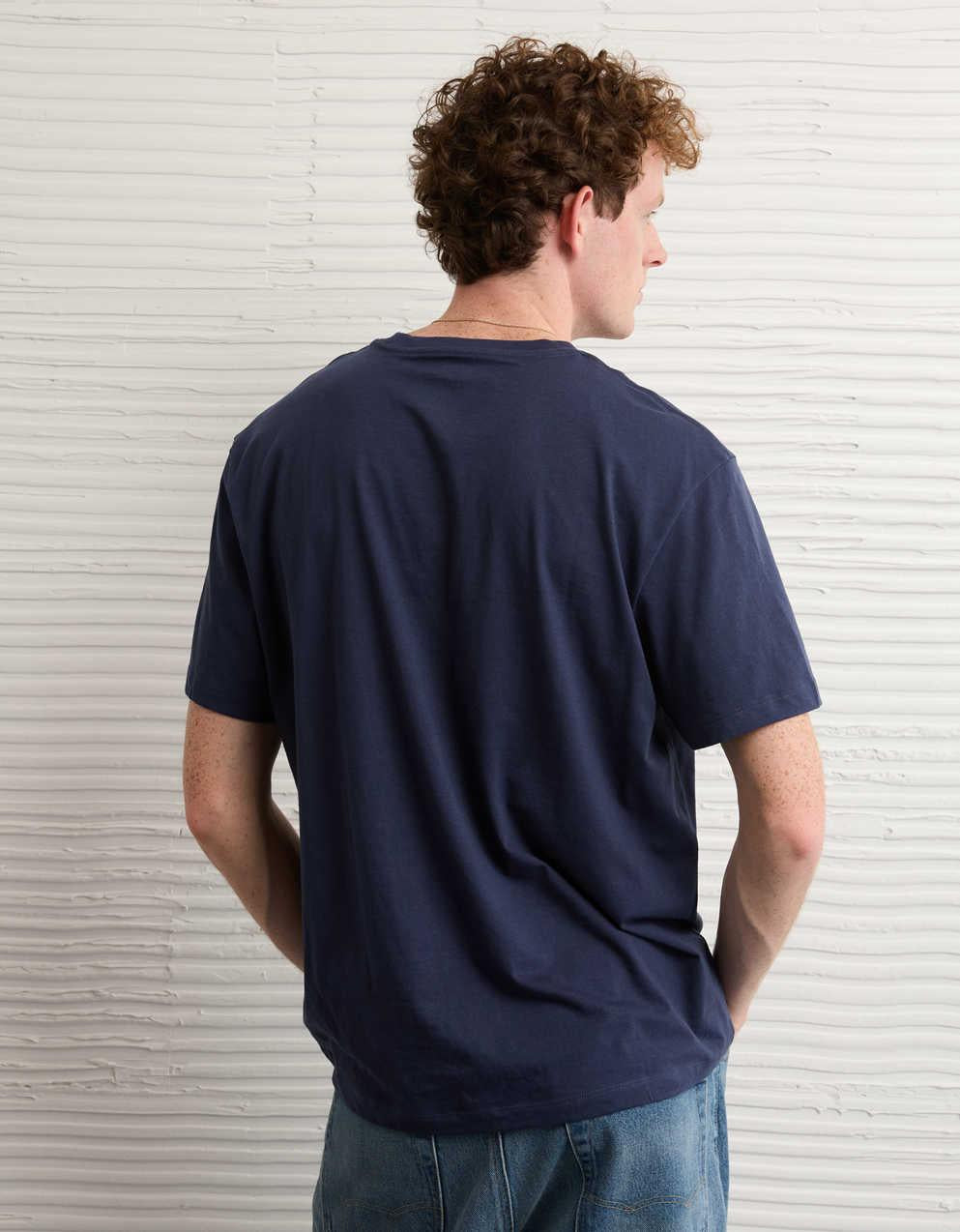 AE スタンダードフィット 軽量ロゴTシャツ