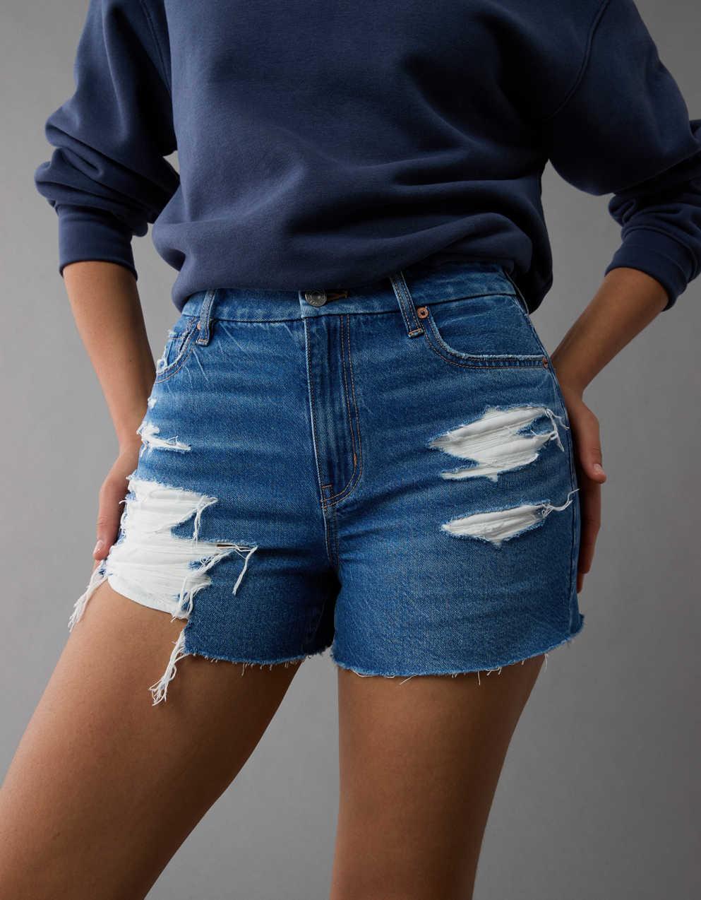 AE Strigid Curvy Ripped Denim Mom Short