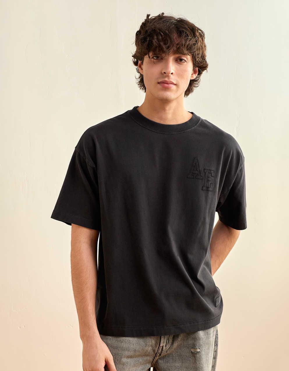AEリラックス・ロゴ・グラフィックTシャツ