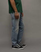 AE Slim Straight Jean