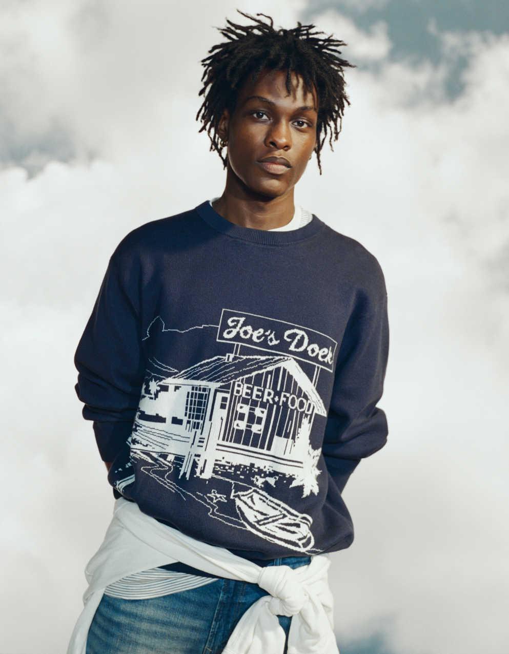 AE Graphic Crew Neck Sweater