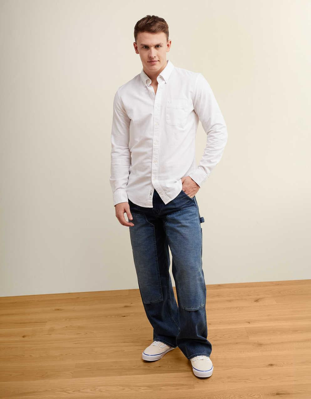 AE Everyday Slim Oxford Button-Up Shirt