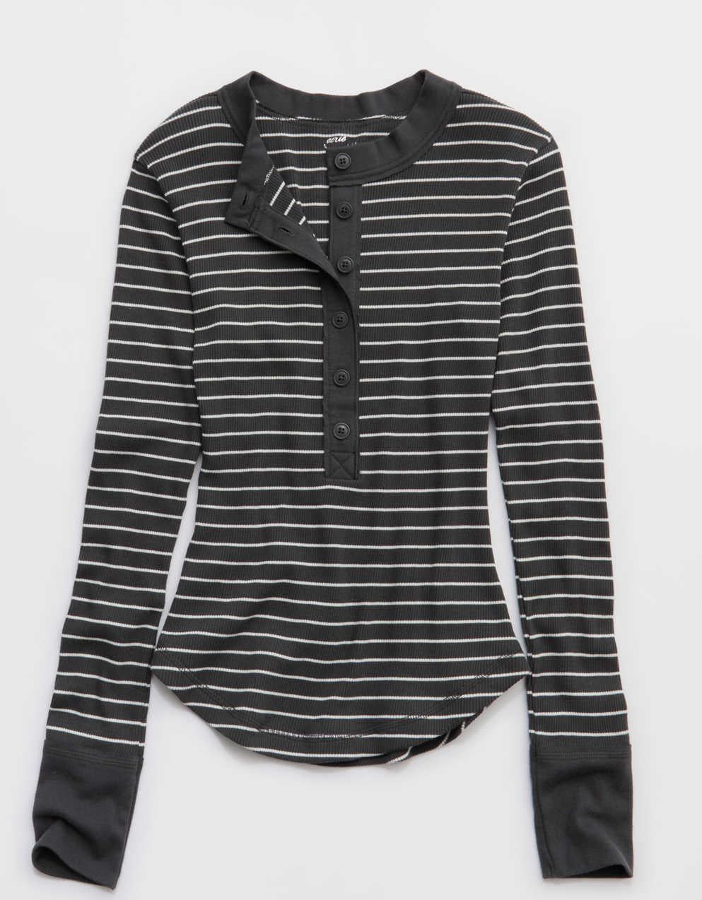 AerieヘンリーエッセンシャルレイヤリングTシャツ