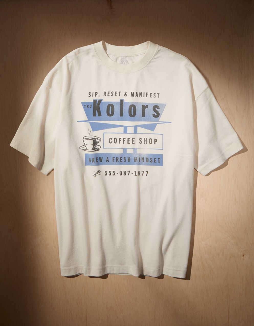 AE x Tru Kolors コーヒーショップ グラフィックTシャツ