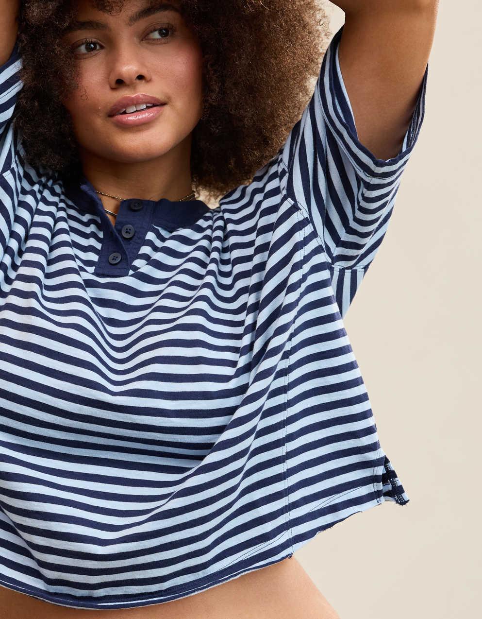 アエリ・リミックス・ヘンリー・クロップドTシャツ
