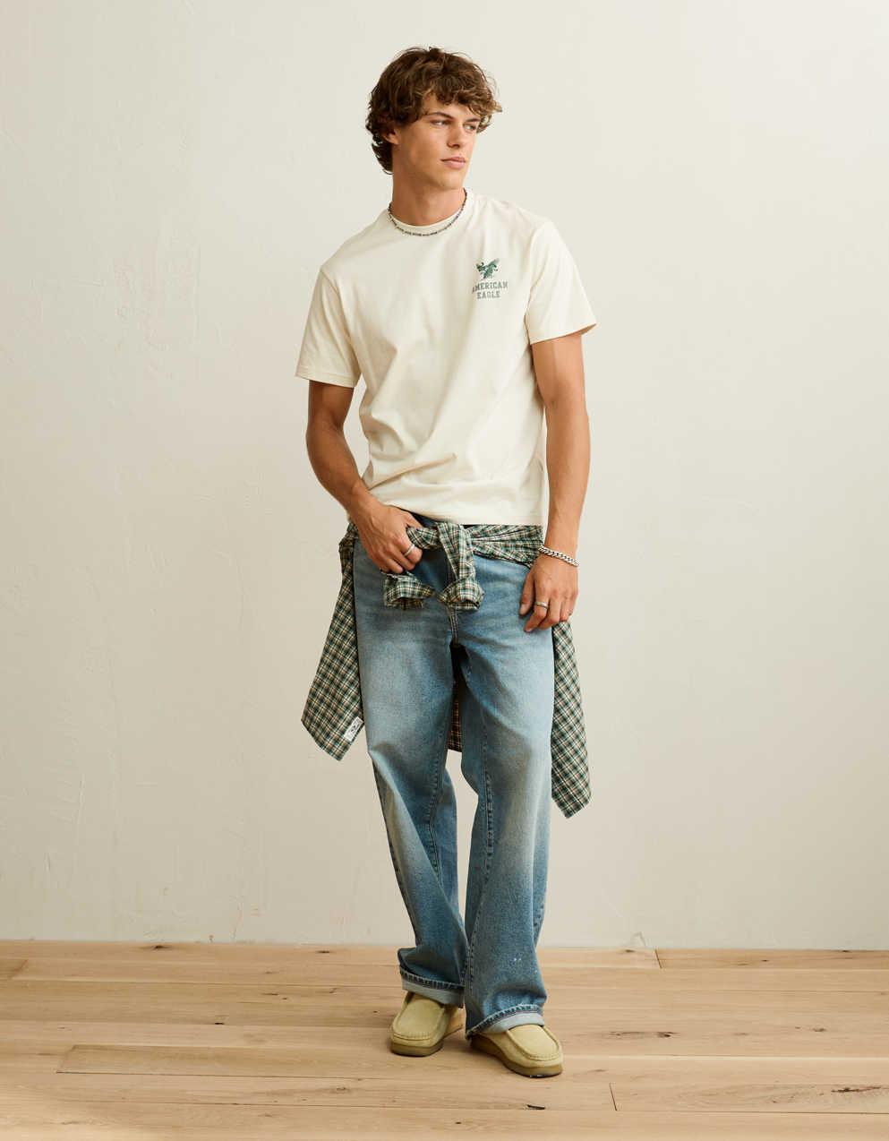 AE スタンダード・フィット・グラフィック・ロゴTシャツ