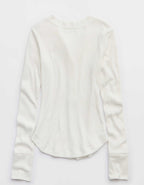 AerieヘンリーエッセンシャルレイヤリングTシャツ