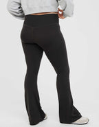 OFFLINE By Aerie Real Me ハイウエスト クロスオーバー フレアレギンス