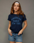 AEスリムフィット・グラフィックTシャツ
