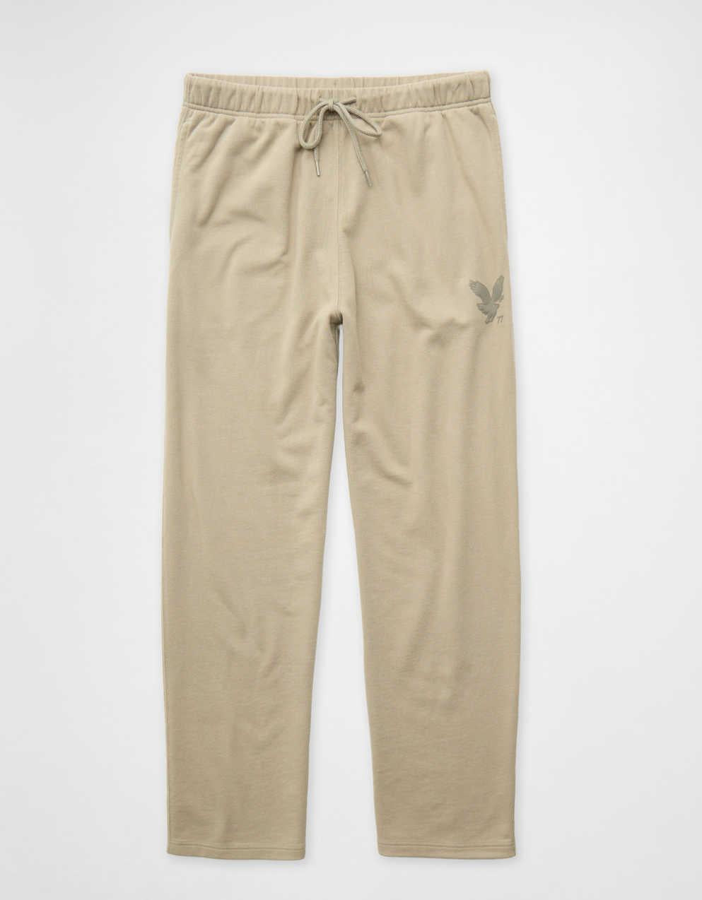 AE Graphic Sweatpant