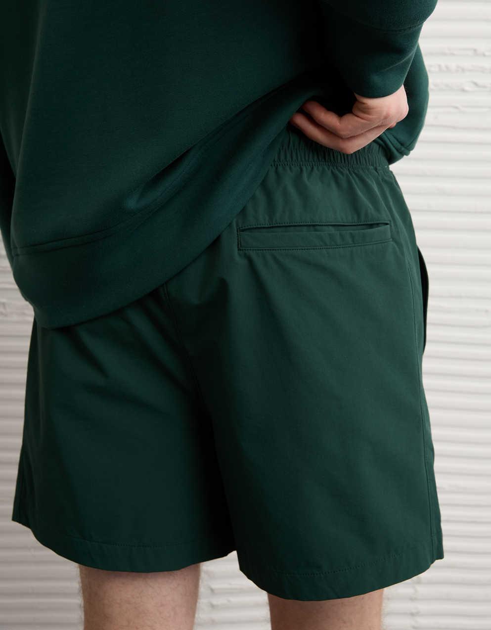 AE 24/7テック・ショート
