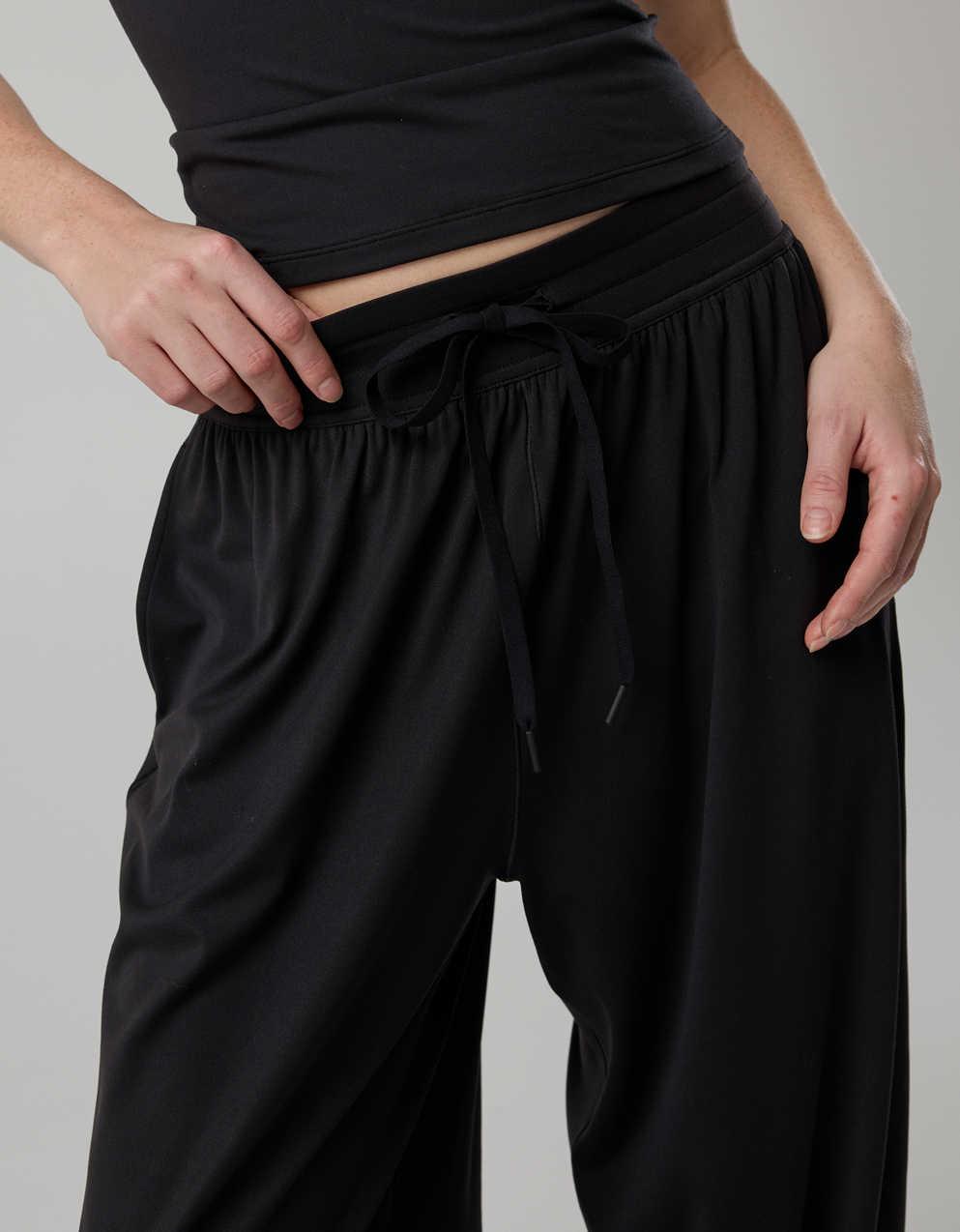 OFFLINE By Aerie Real Me Baggy Jogger