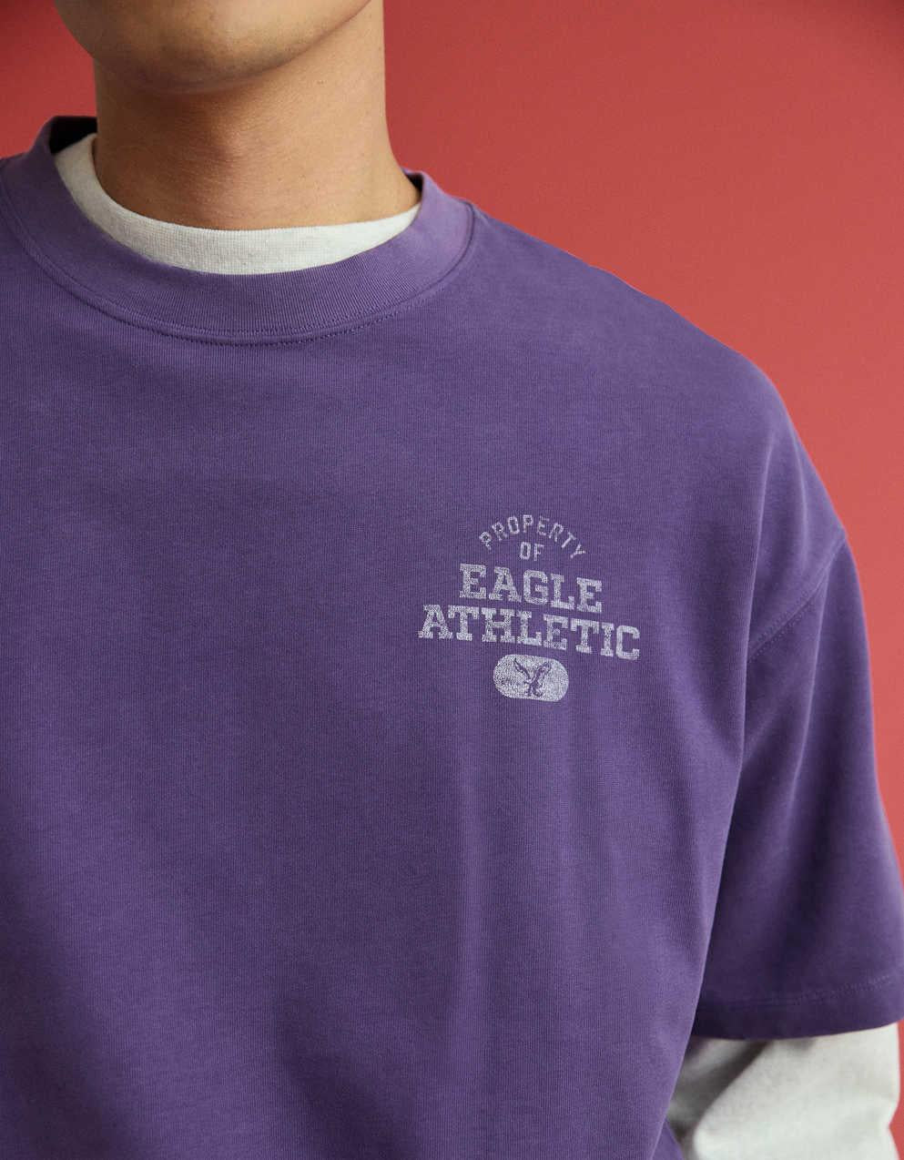 AE x Russell Athletic ヘビーウェイト・イーグル・グラフィックTシャツ