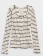 Aerie エッセンシャル・ヘンリー・レイヤリングTシャツ