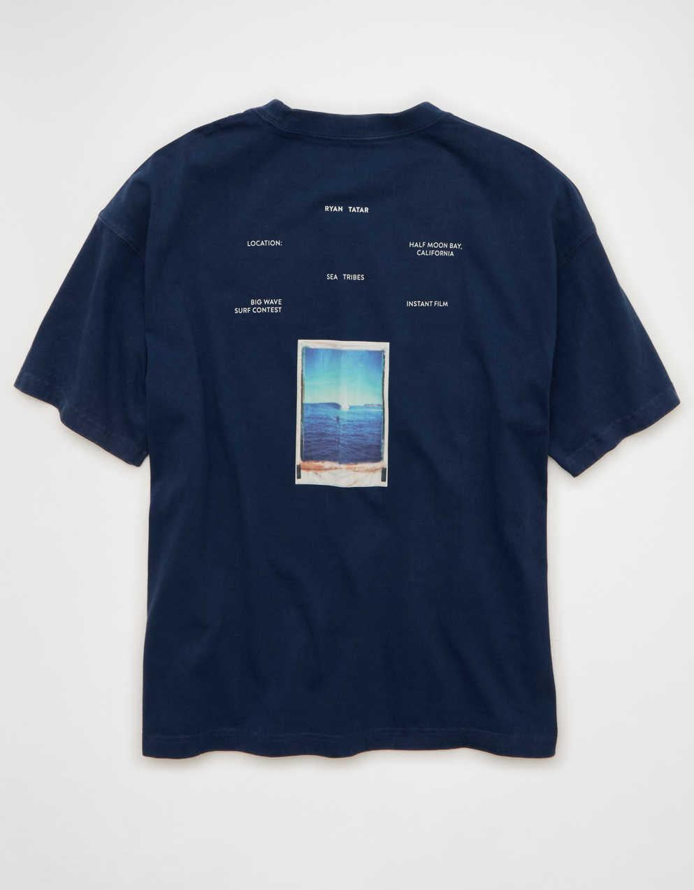 AE × ライアン・タタル ボックスフィット グラフィックTシャツ