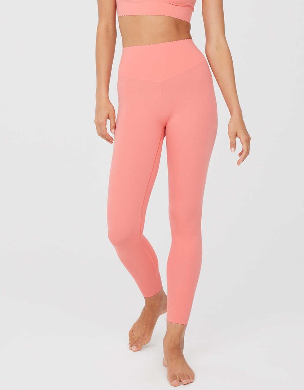 OFFLINE By Aerie Real Me XTRA Hold Up! スカラップ レギンス