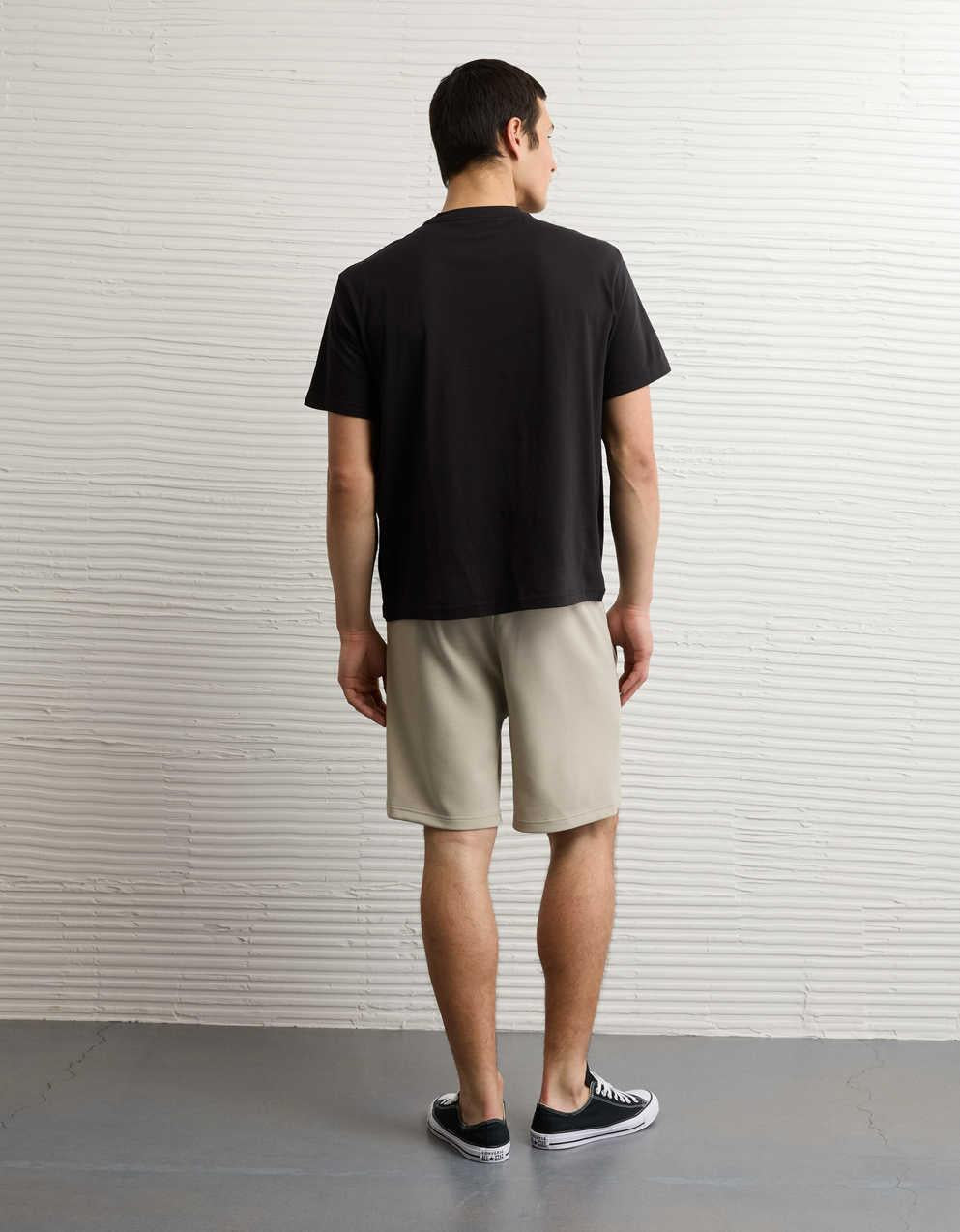 AE スタンダード・フィット ライトウェイト ロゴ グラフィック Tシャツ